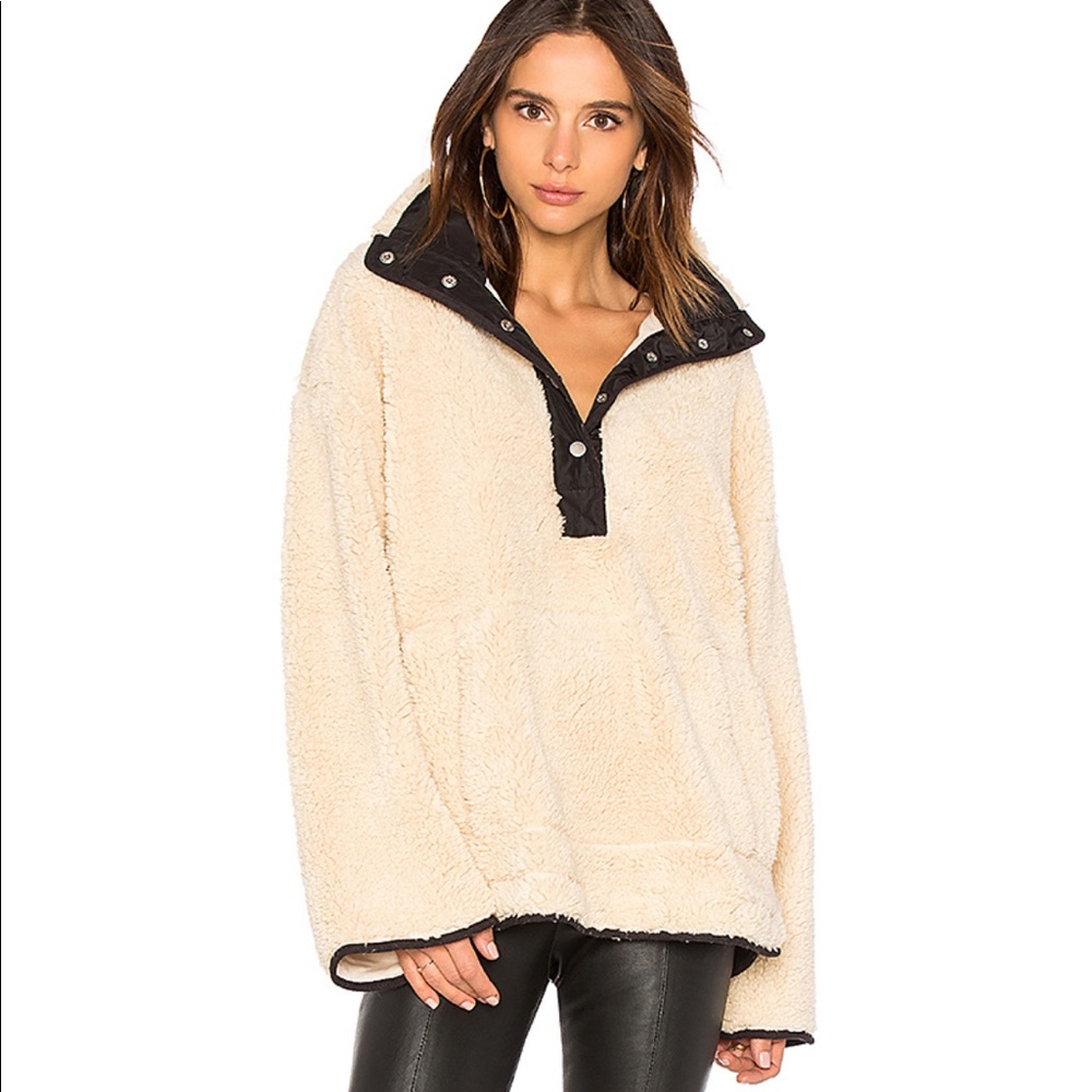 Free People Oh So Cozy Pullover🖤